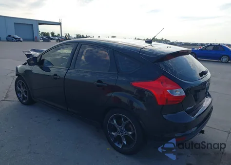 2014 Ford Focus Se from USA, damaged, VIN 1FADP3K2XEL320886
